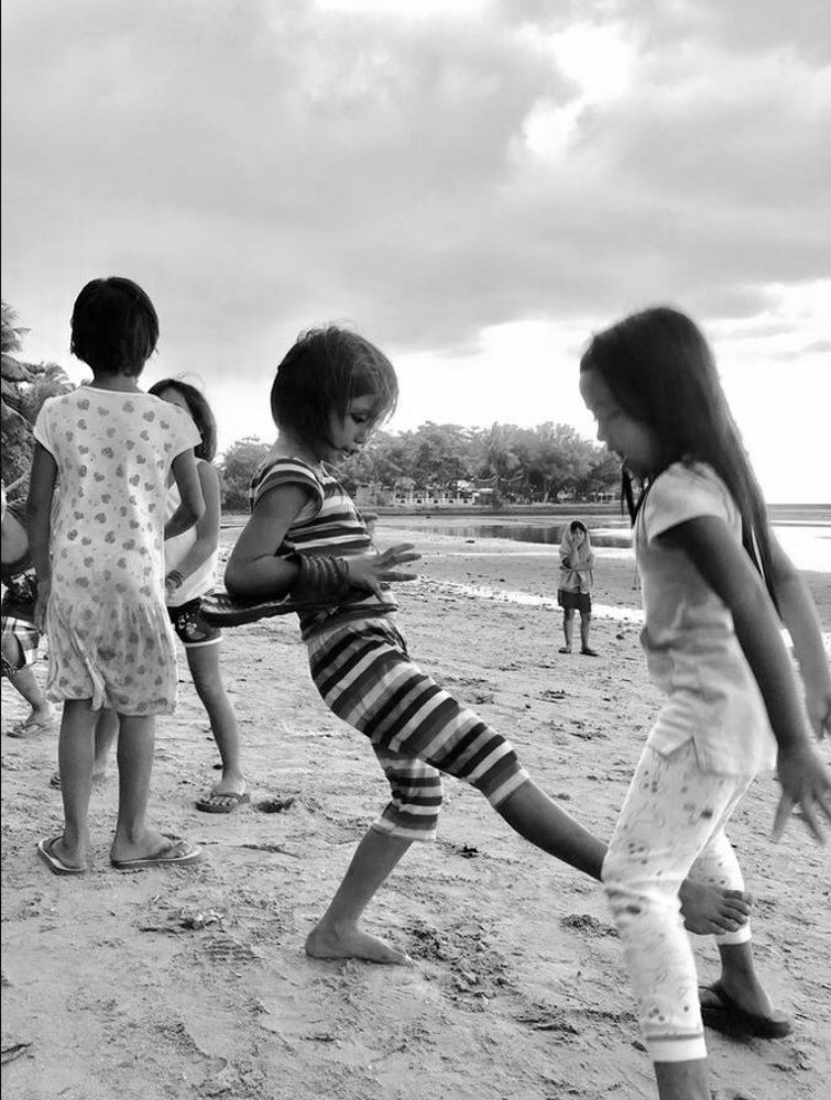 Photograph by Glosito Pabayo