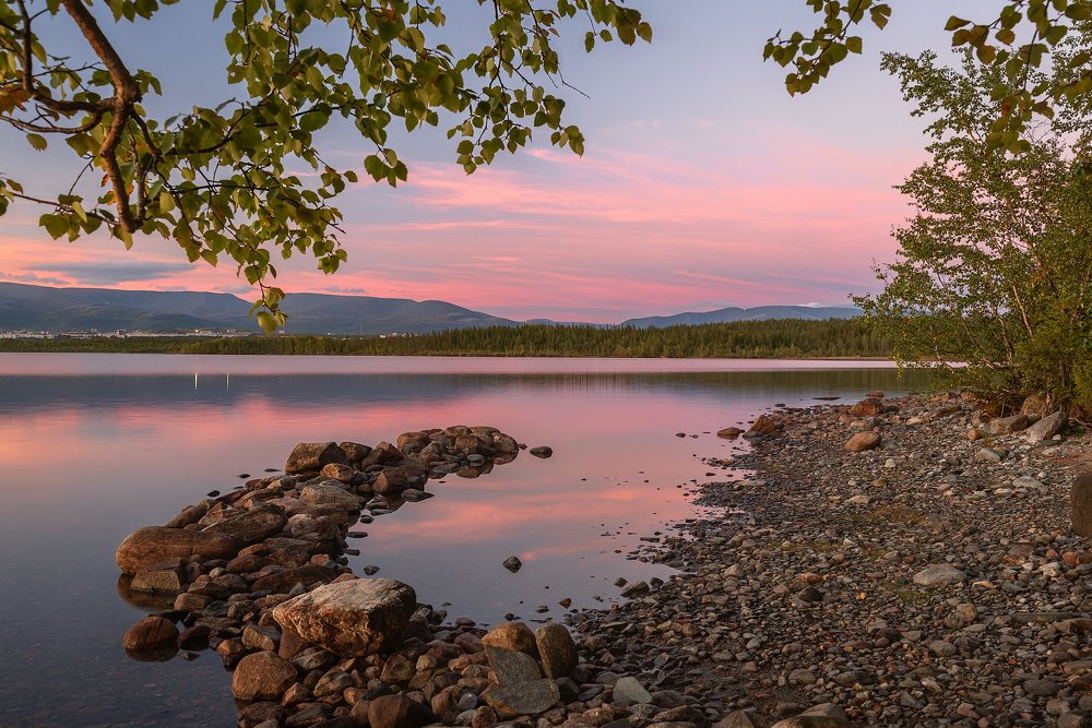 Закат на озере Имандра.