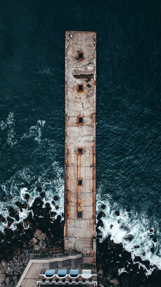 Пирс заброшенного санатория