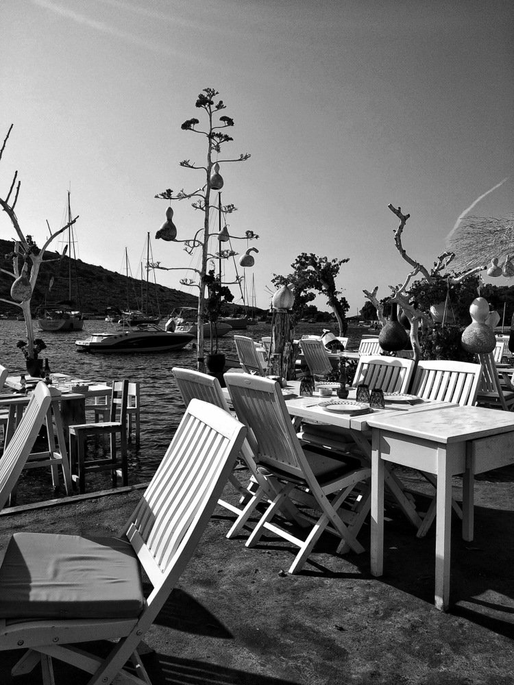 Photograph by Irina Karabulut