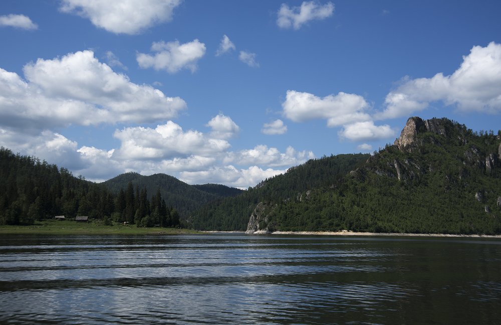 Бирюсинский залив.