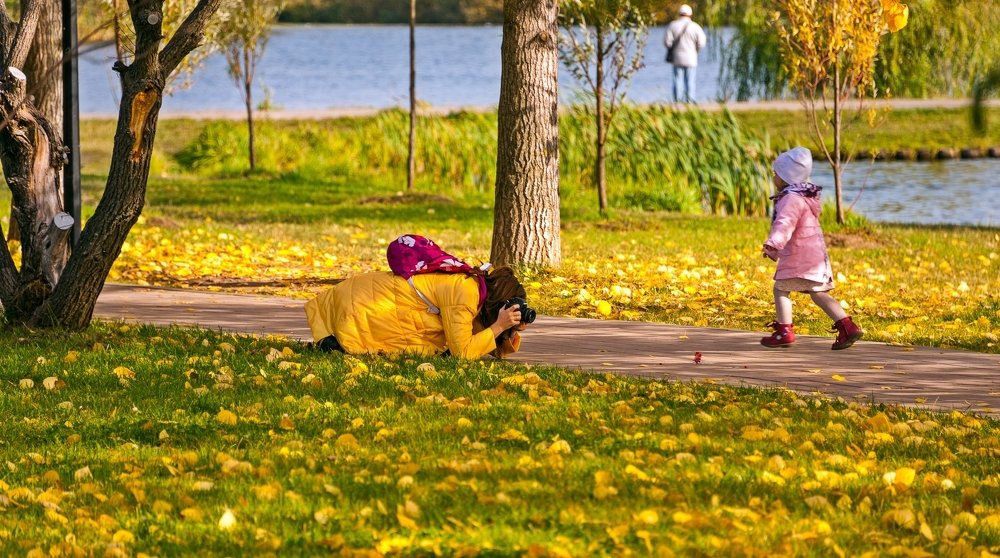 На фотосессии модель убежала)