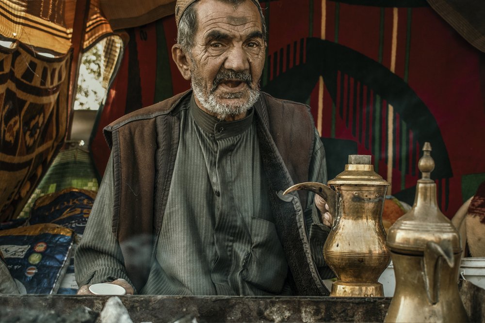 Alqahwaji (Coffeemaker)
