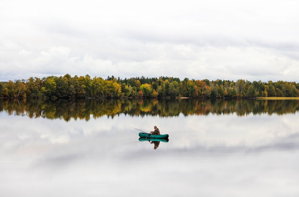 Между небом и водой