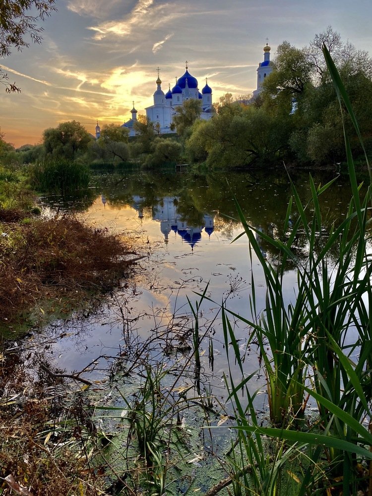 Храм на закате/Temple at sunset