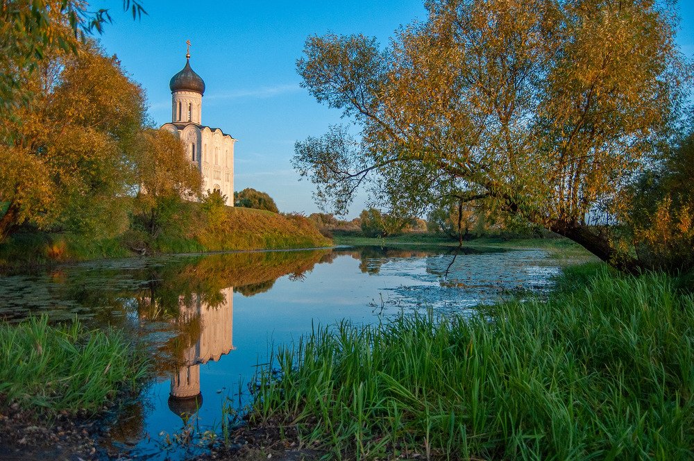 Photograph by Andres Ganenkoff