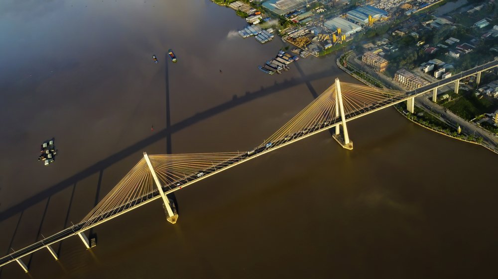 Rach Mieu bridge on high