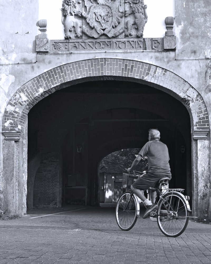 Photograph by Sarath De Vass Gunawardane