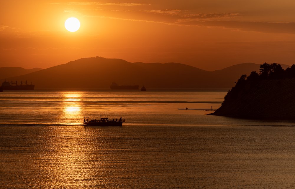 Photograph by Romsha Golos