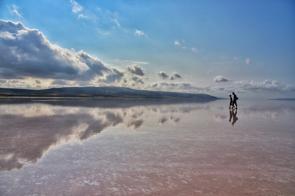 Photograph by Timur Türkmen