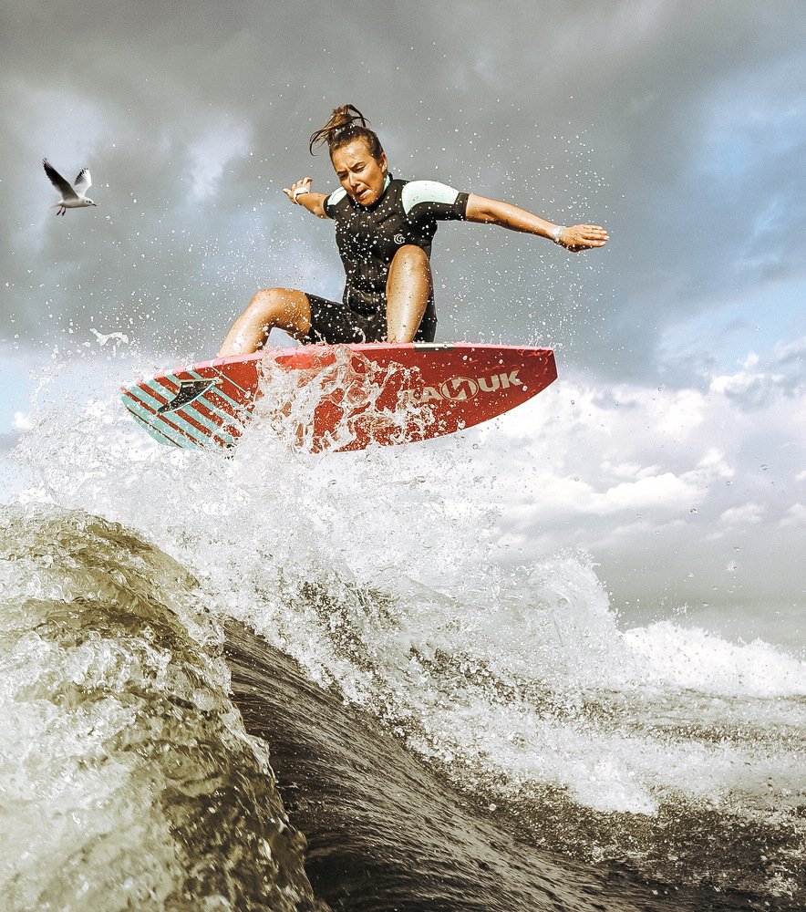 Полёт от волны в небо