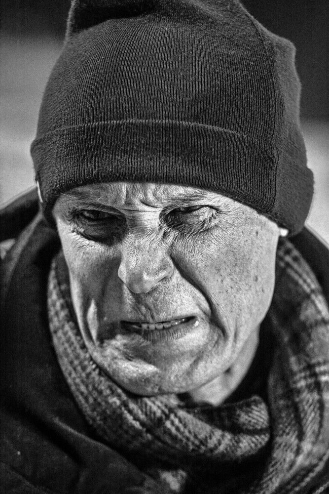 Кто его довел?