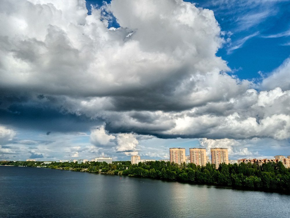 Floating Over the Volga river