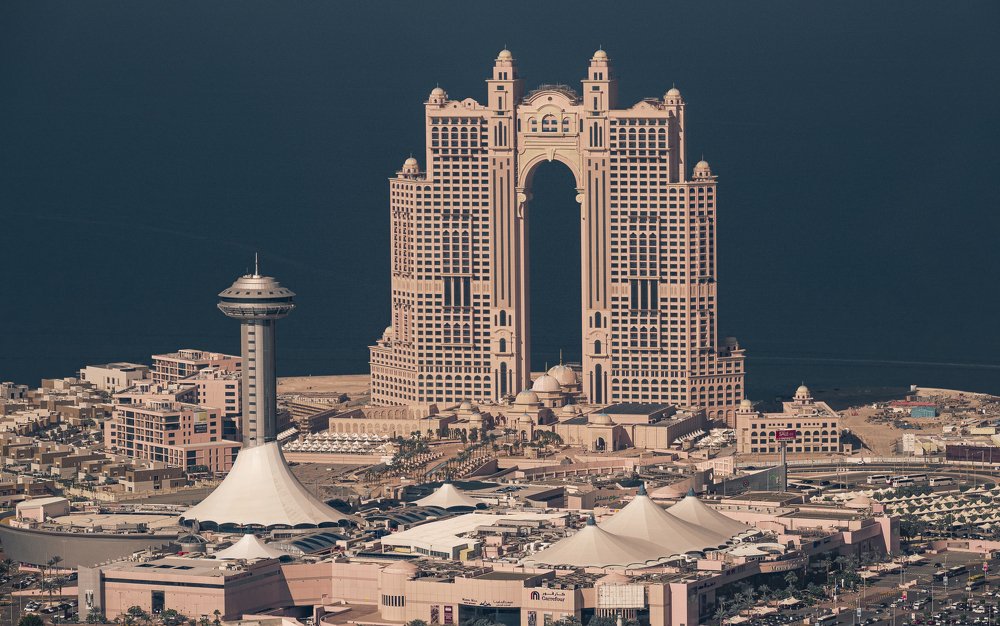 Photograph by Klaus Tesching