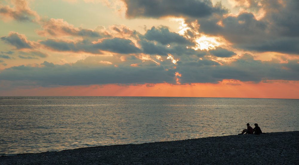 закат в Пицунде