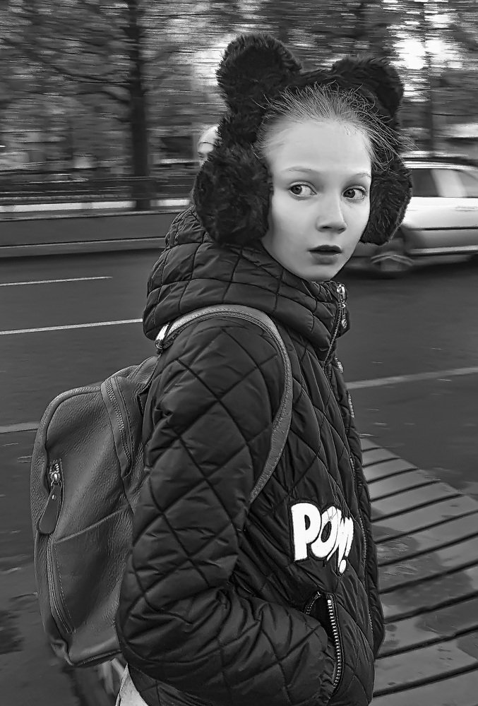 незнакомка