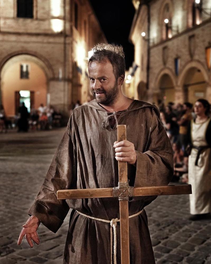 Праздник средневековья  в Монтелупоне