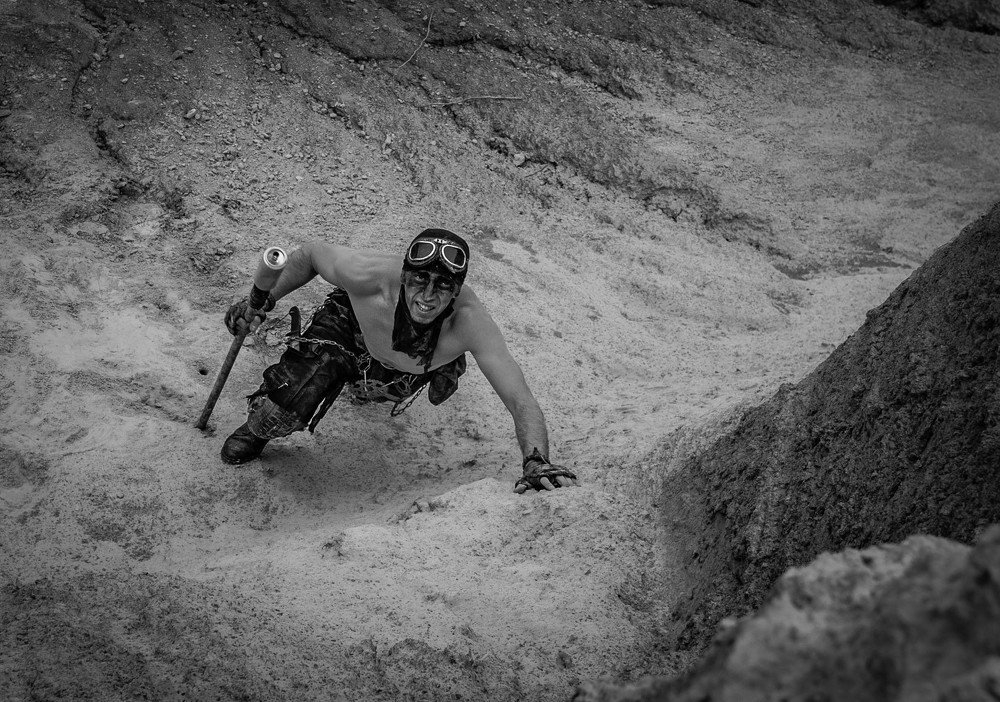 Тяжёлый путь наверх