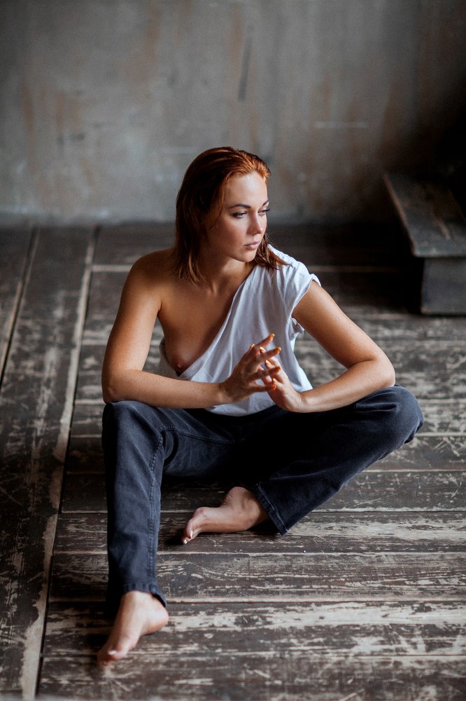 и по секрету...