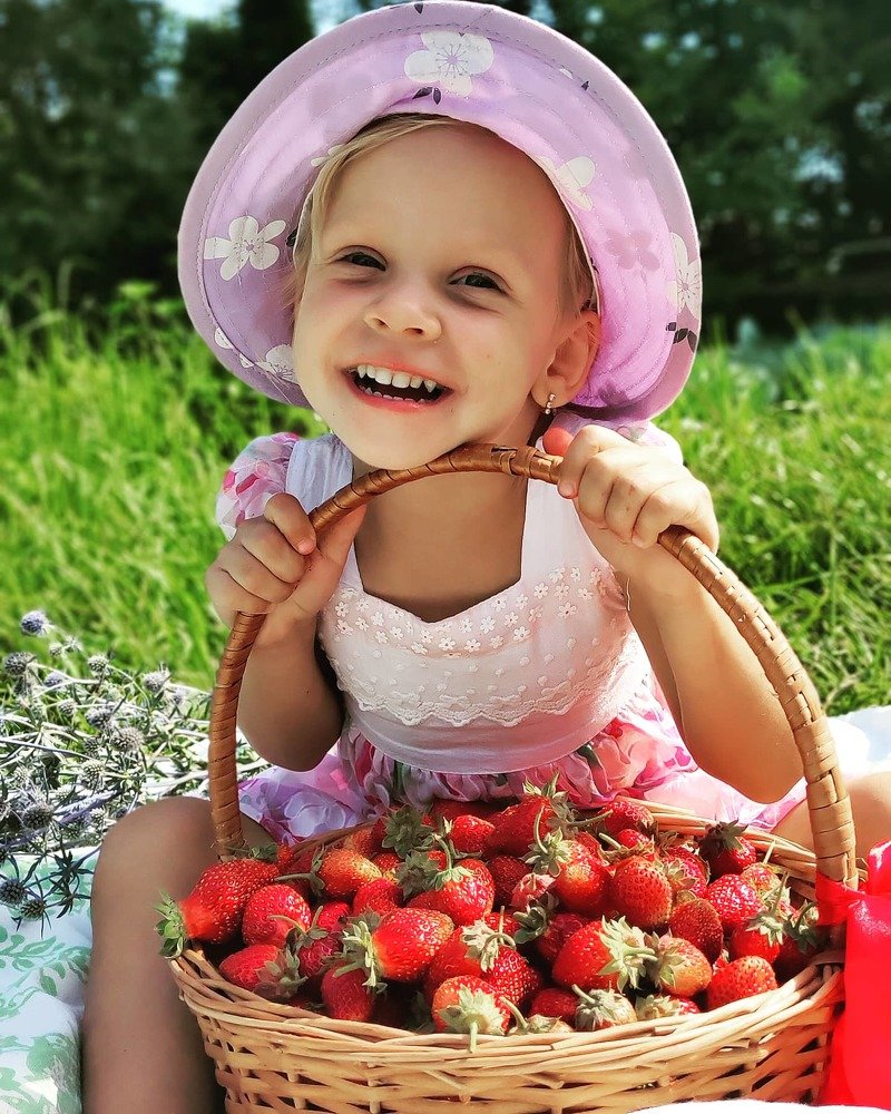 Strawberry's mood