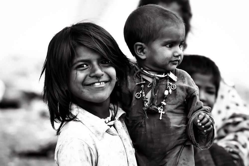 Poor with rich simle