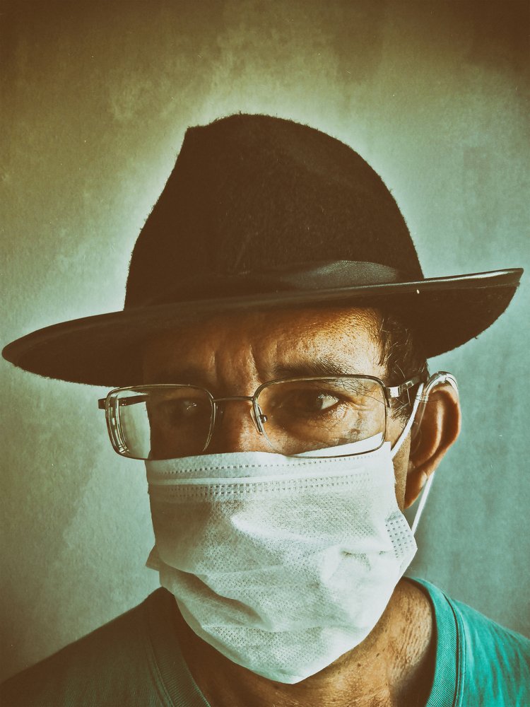 Photograph by Régis Santos