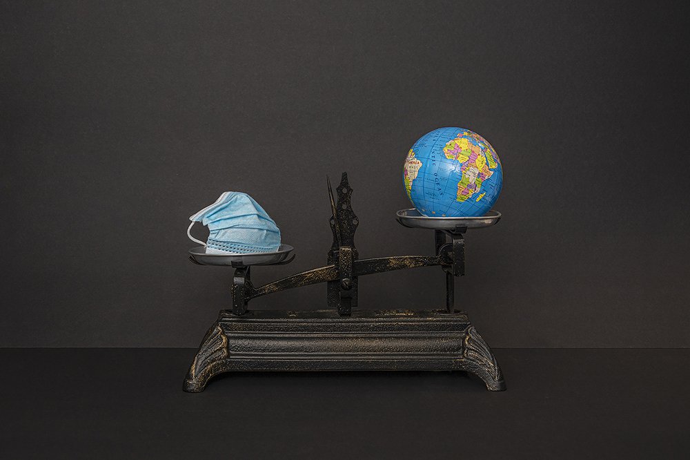 The weight of the mask.