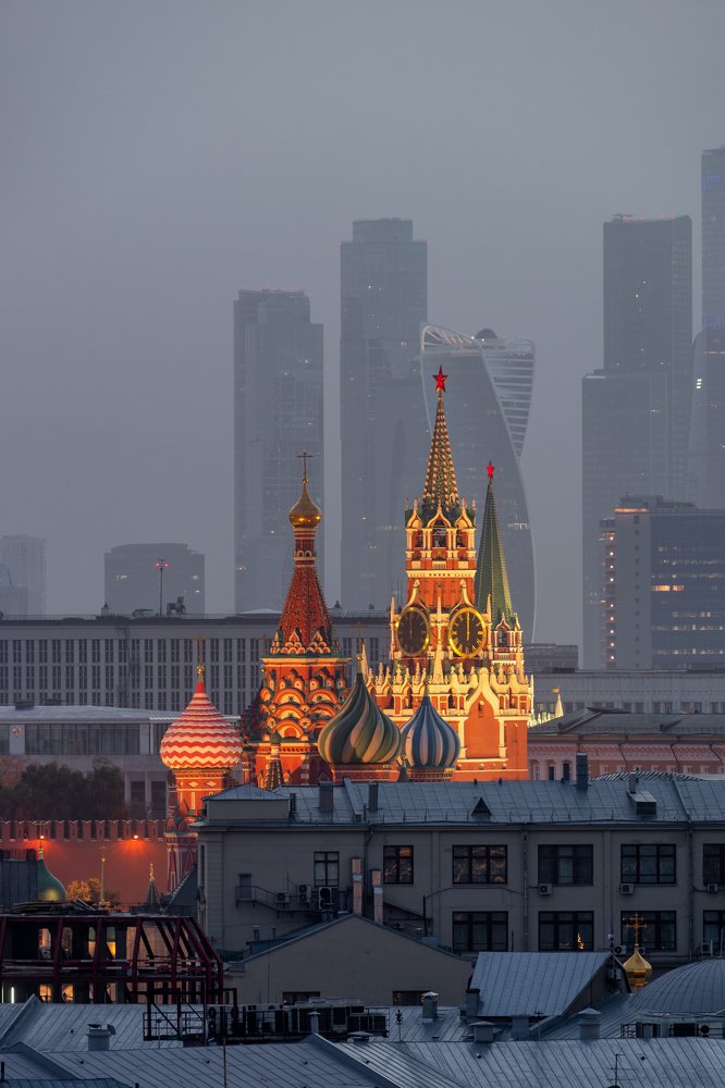 The darkness is coming over the Moscow