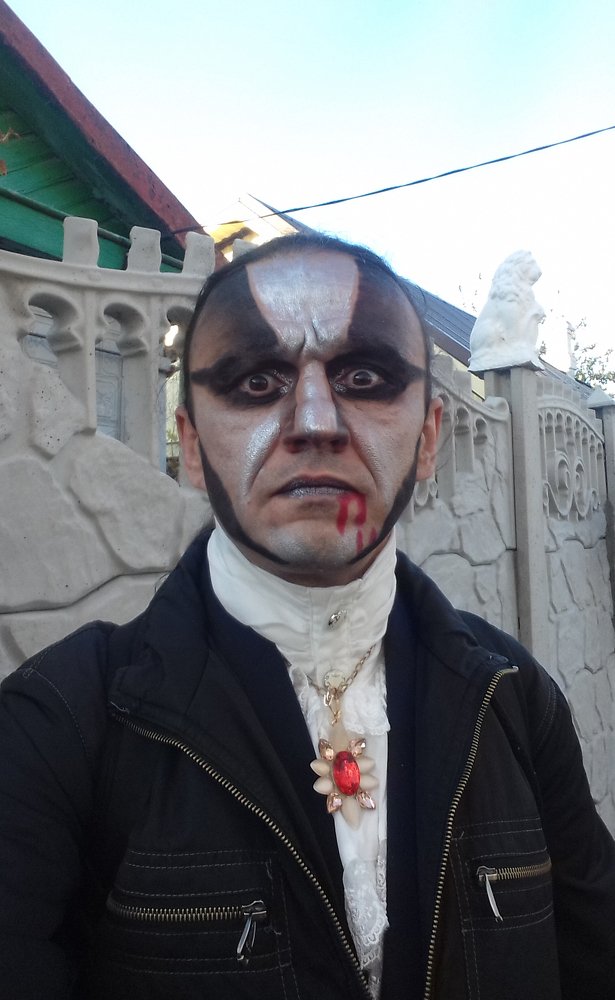 Влад вернулся и не узнал свой замок