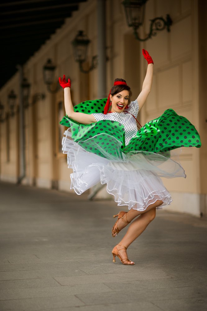 Танцуй по жизни.