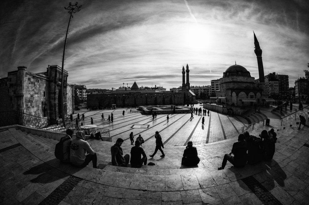 Photograph by Tahsin Gun