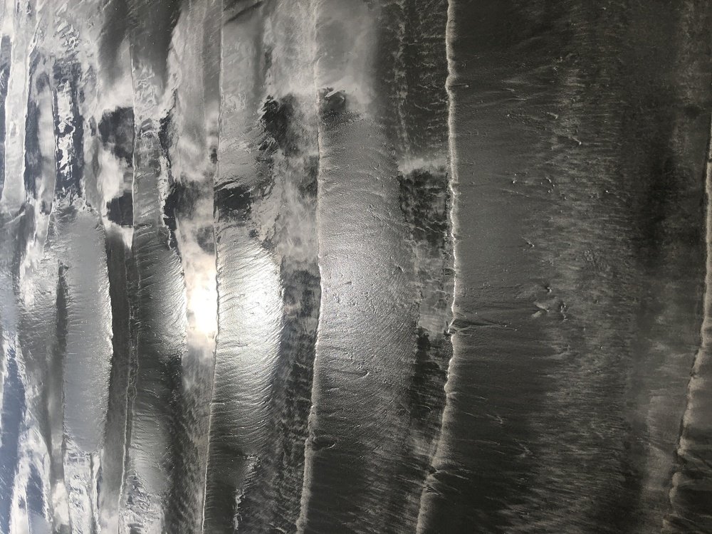 Немного солнца в холодной воде. A Few Hours of Sunlight