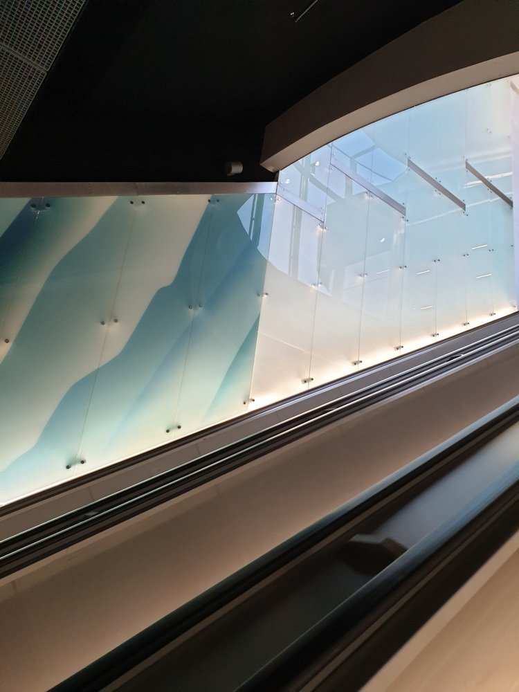 метрополитен под морем