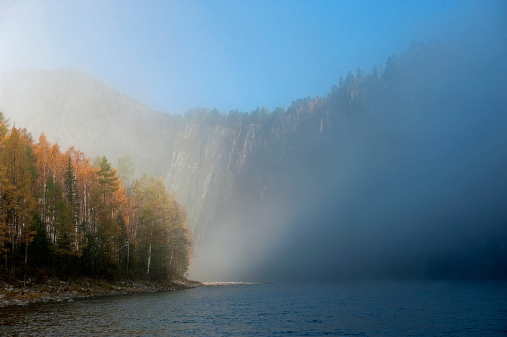 Таинственный свет.