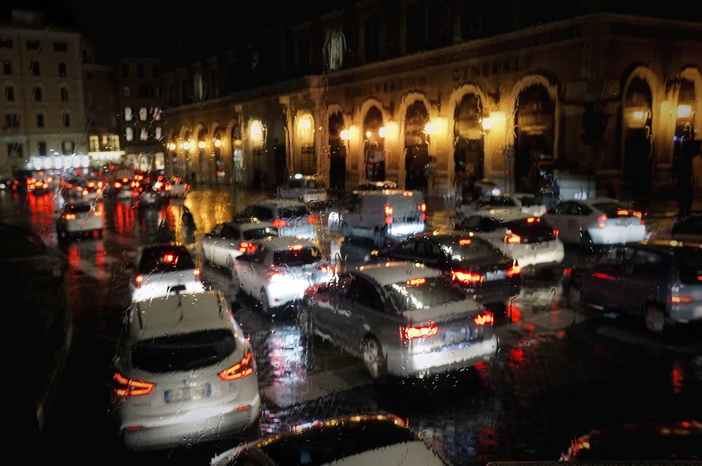 На площади Венеции, Рим