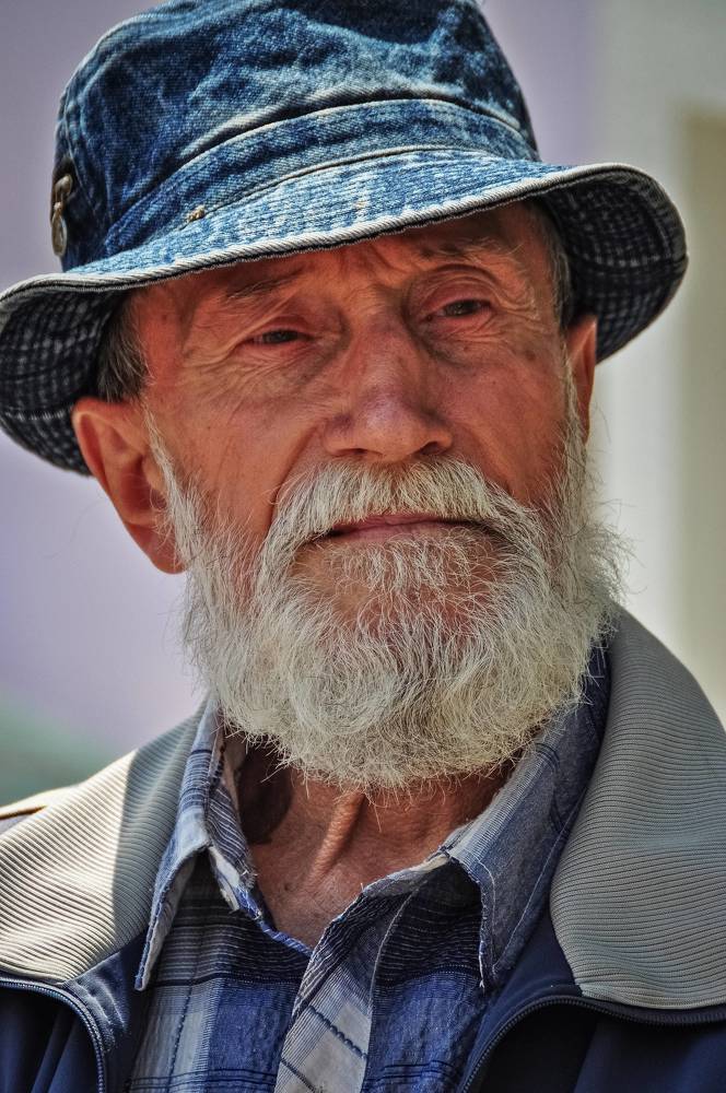 Портрет пожилого человека