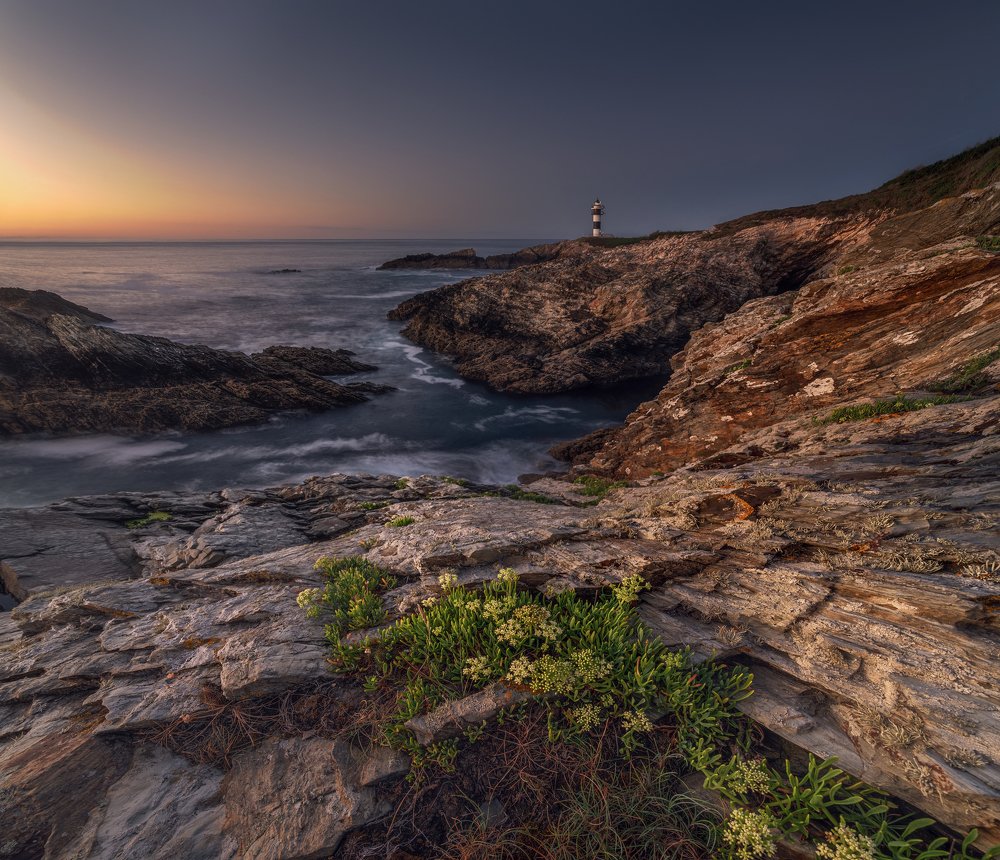 Faro de Isla Pancha (Ribadeo)