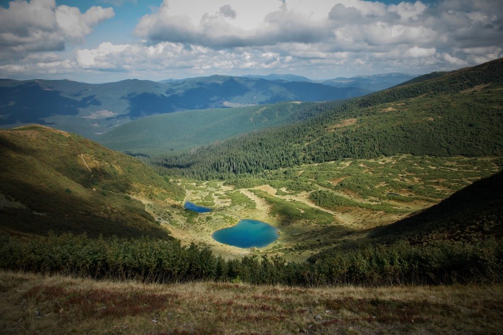 Голубые глаза Земли