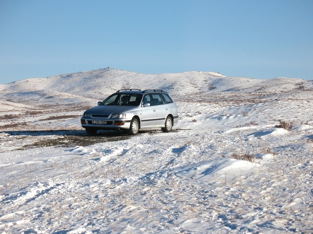 Toyota Caldina зимой