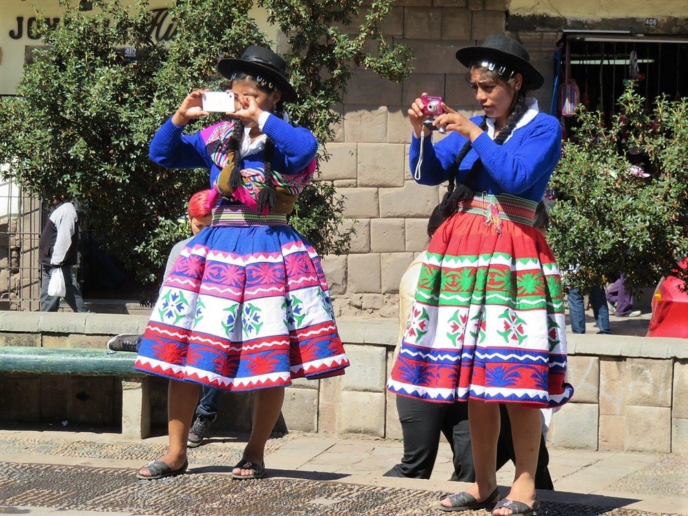 Peruvian girls