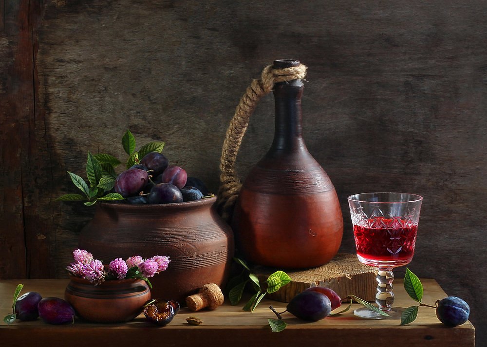 Со сливами и сливянкой...