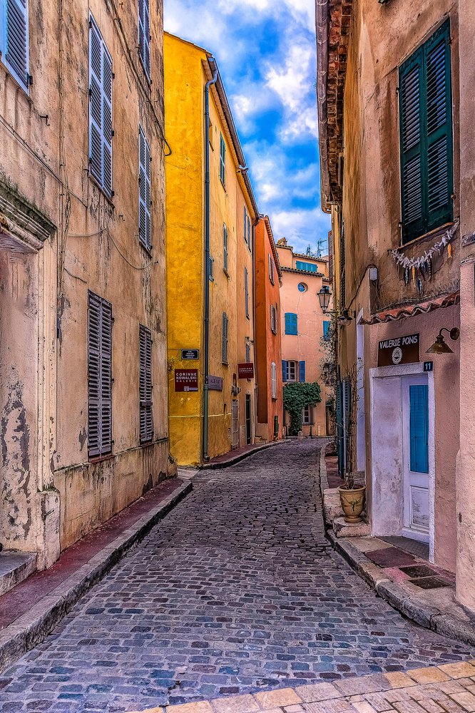 Photograph by Vasil Nanev