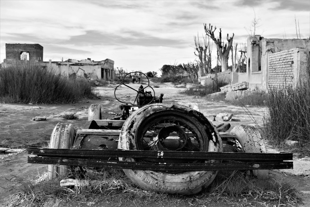 Photograph by Alfredo Jacquemard