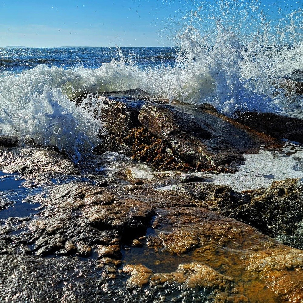 Atlantic splashes