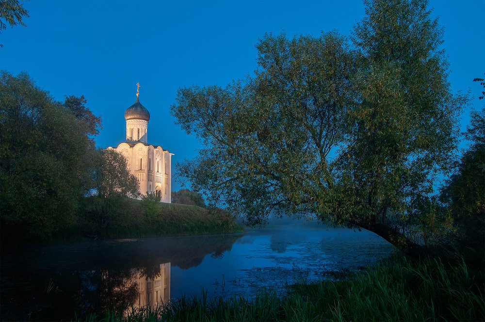 Photograph by Andres Ganenkoff