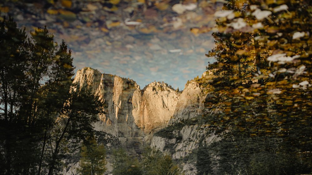 Photograph by Ruslan Pastushak