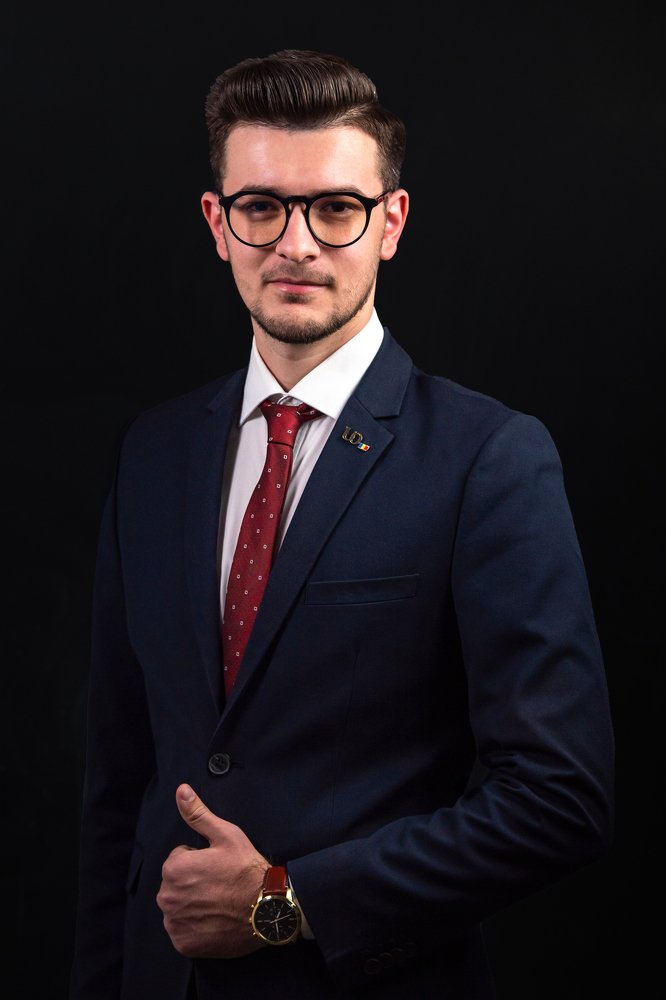 Photograph by Ionut Jarca