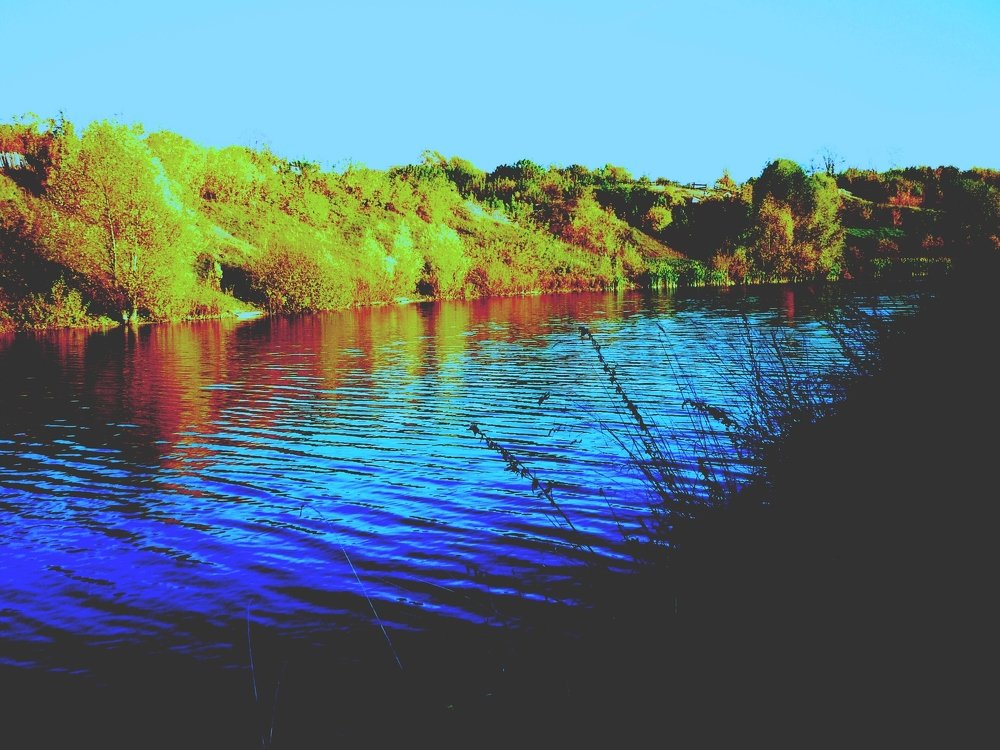 GOLDEN SHORE