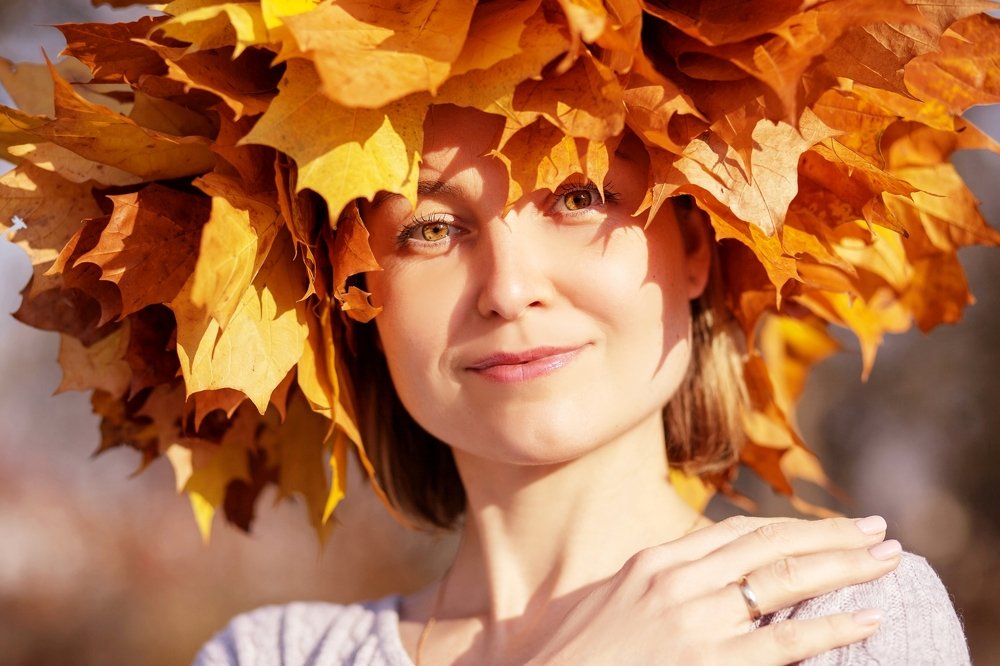 A woman with eyes the color of autumn.