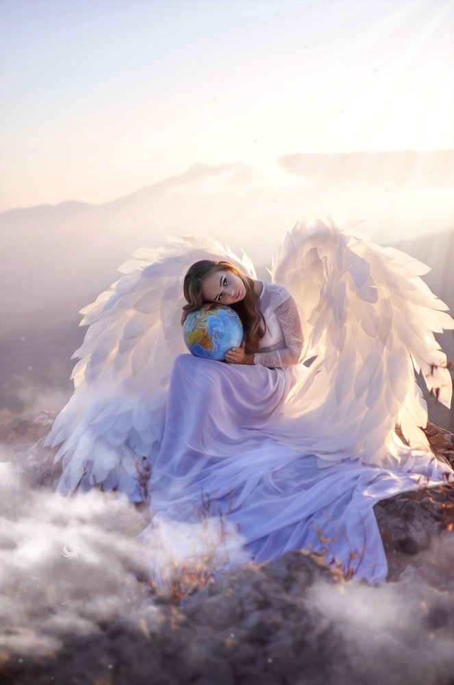 Photograph by Yulia Kineberg